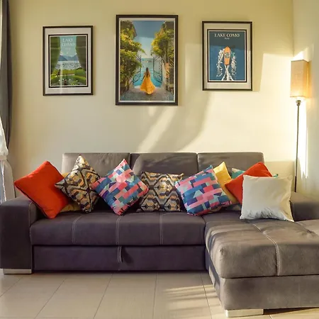 Bellevue Apartment: Sunset On * Bellano
