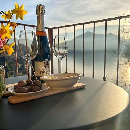 Bellevue Apartment: Sunset On Διαμέρισμα *