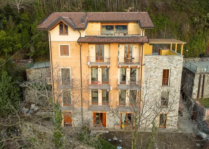 Appartement Bellevue Apartment: Sunset On Bellano