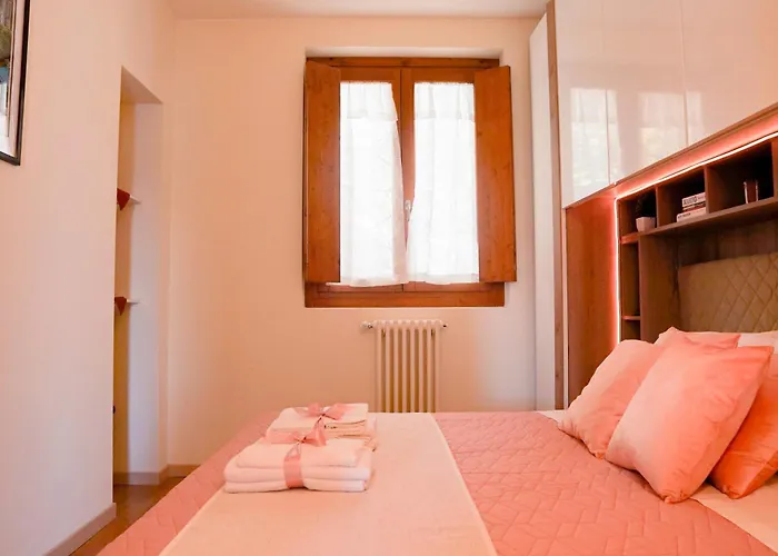 Appartement Bellevue Apartment: Sunset On Bellano